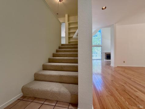 21330 Via Colombard Sonoma CA 95476