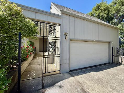 21330 Via Colombard Sonoma CA 95476