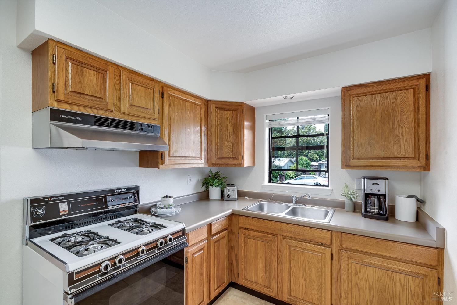 814 W I Street Benicia CA 94510