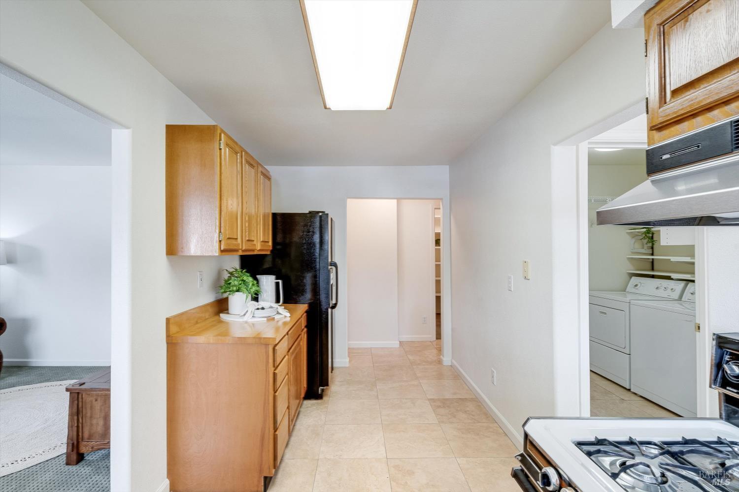 814 W I Street Benicia CA 94510