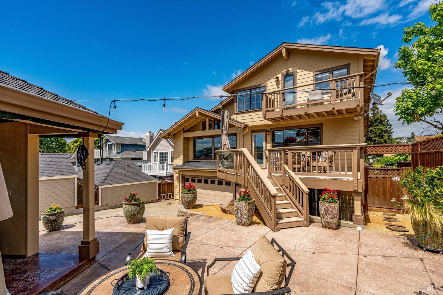 814 W I Street Benicia CA 94510