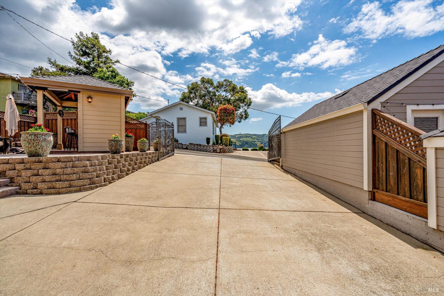 814 W I Street Benicia CA 94510