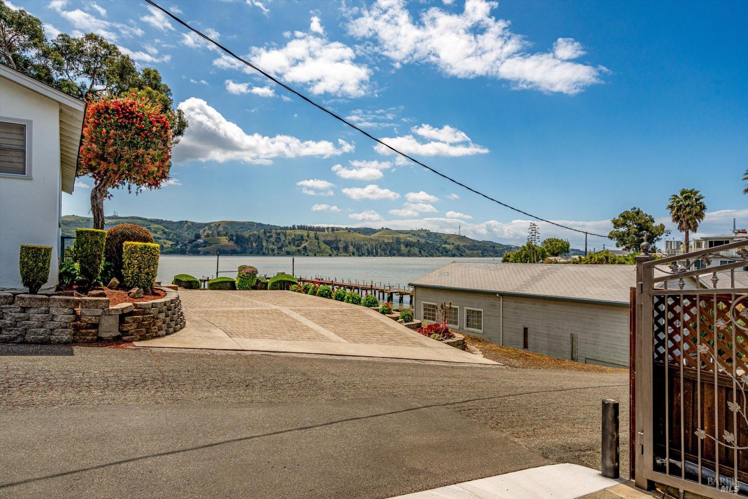 814 W I Street Benicia CA 94510