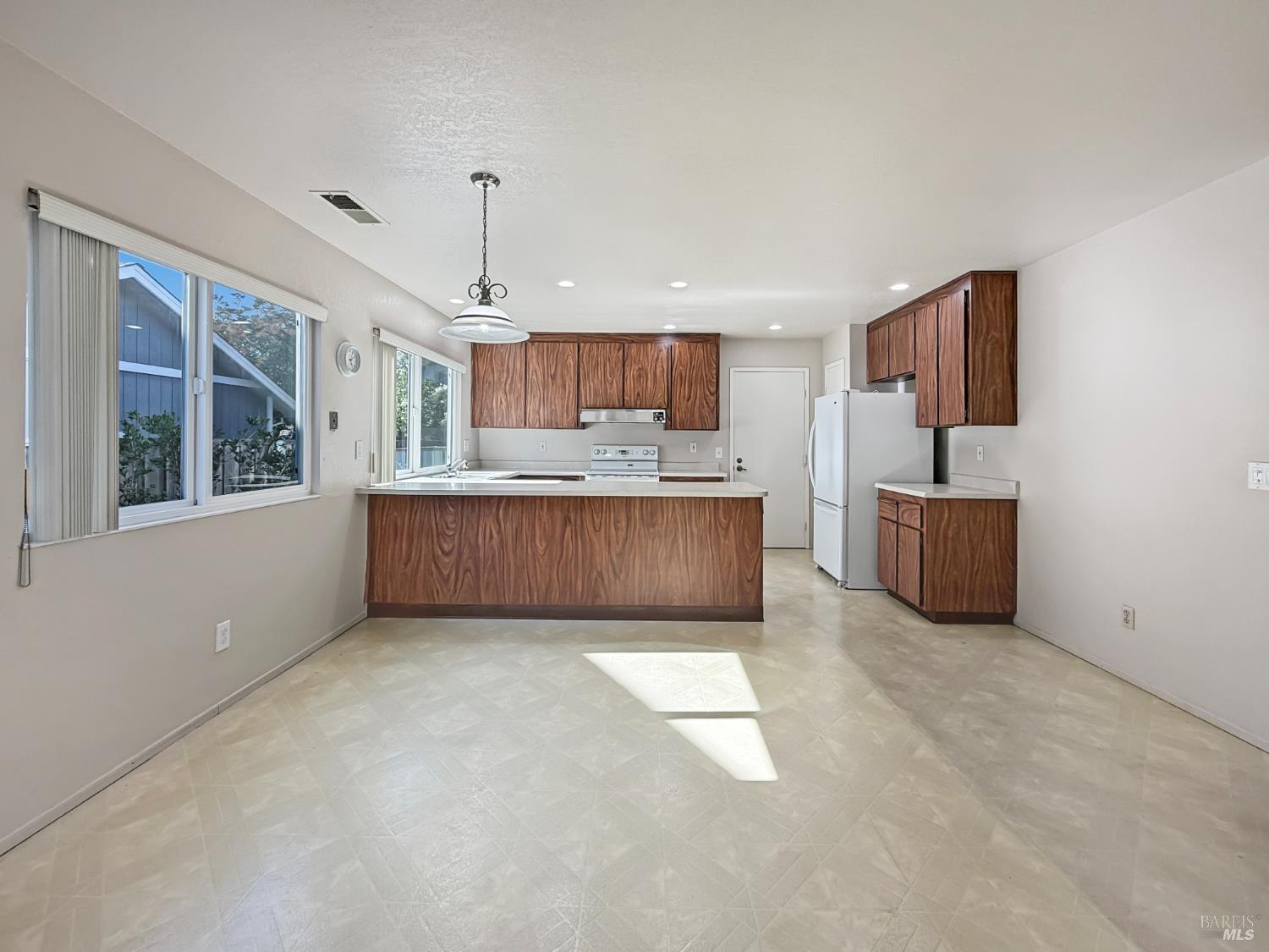 2167 Alejandro Drive Santa Rosa CA 95405
