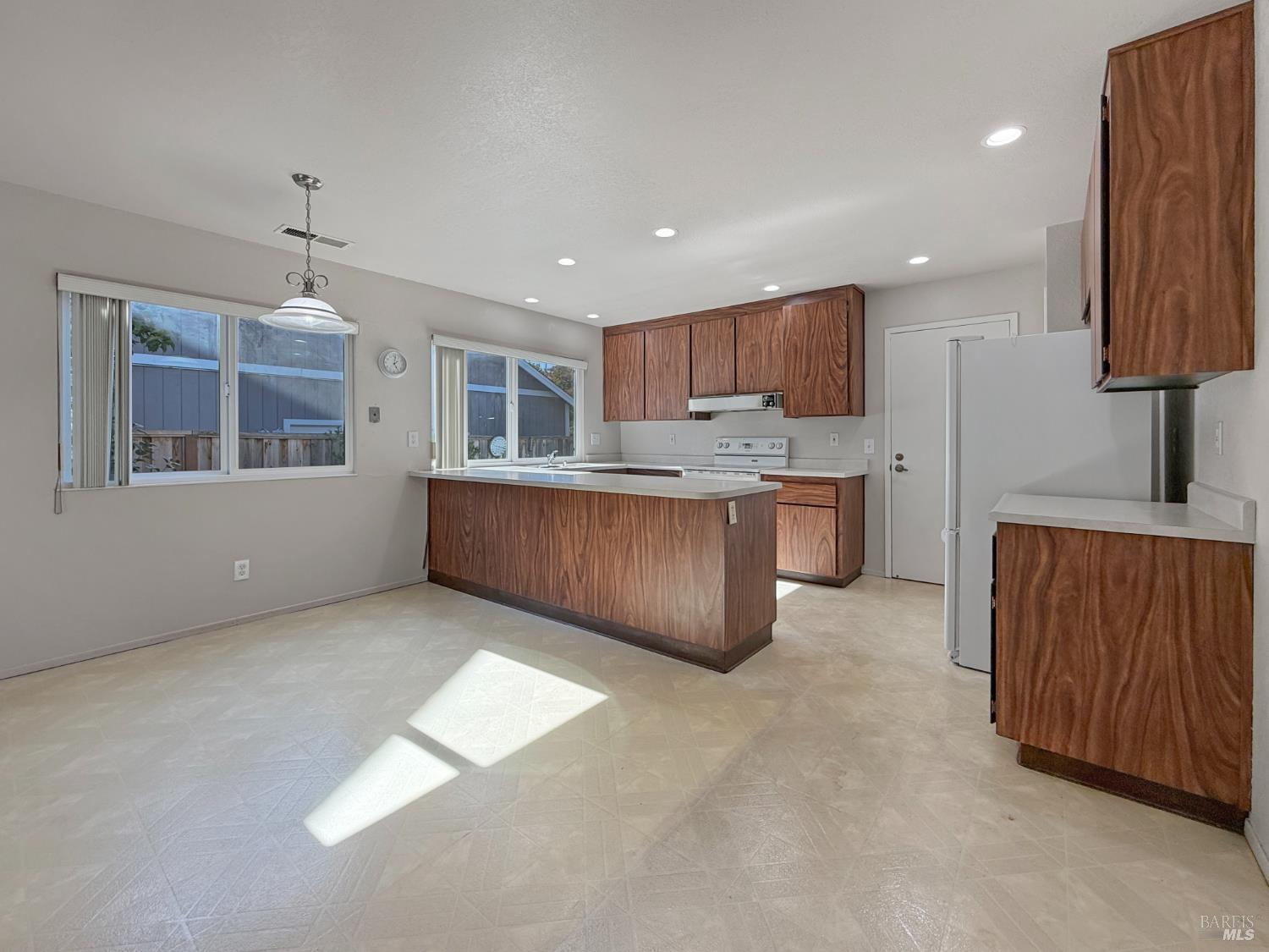 2167 Alejandro Drive Santa Rosa CA 95405