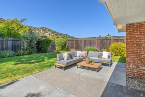 748 Appleberry Drive San Rafael CA 94903