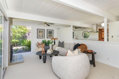 748 Appleberry Drive San Rafael CA 94903