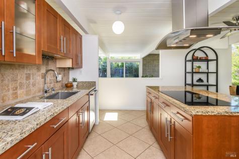 748 Appleberry Drive San Rafael CA 94903