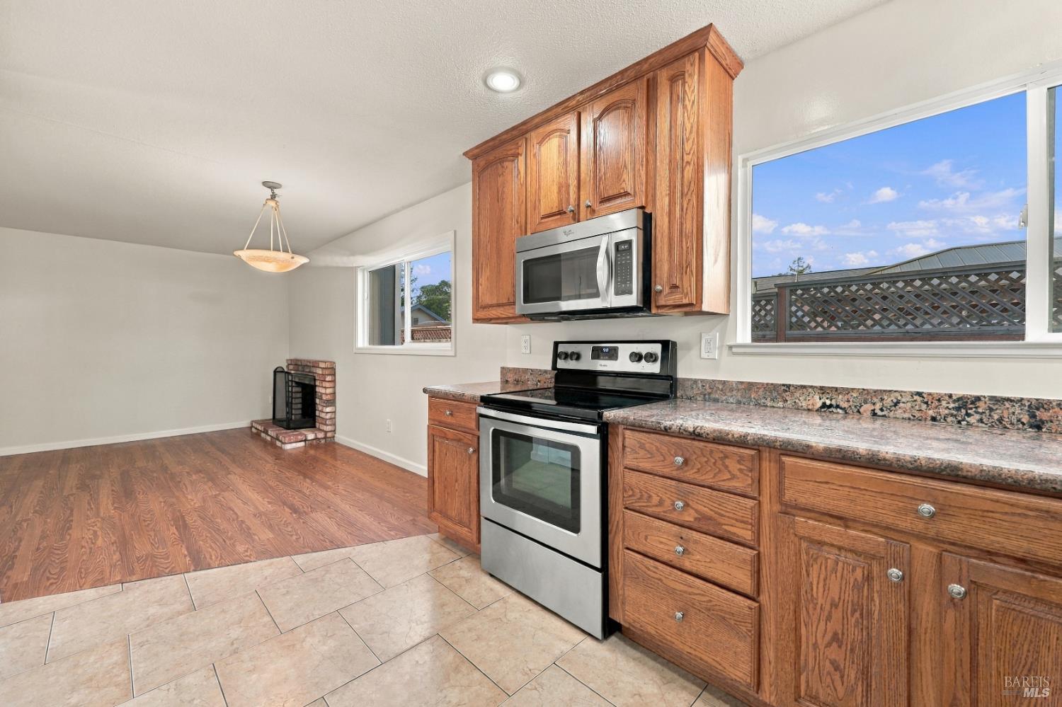 1208 Eric Court Rohnert Park CA 94928