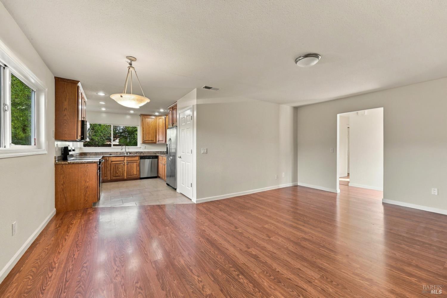 1208 Eric Court Rohnert Park CA 94928