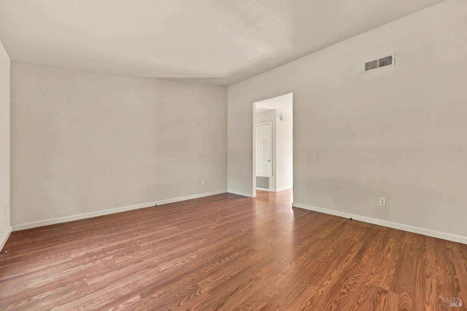 1208 Eric Court Rohnert Park CA 94928