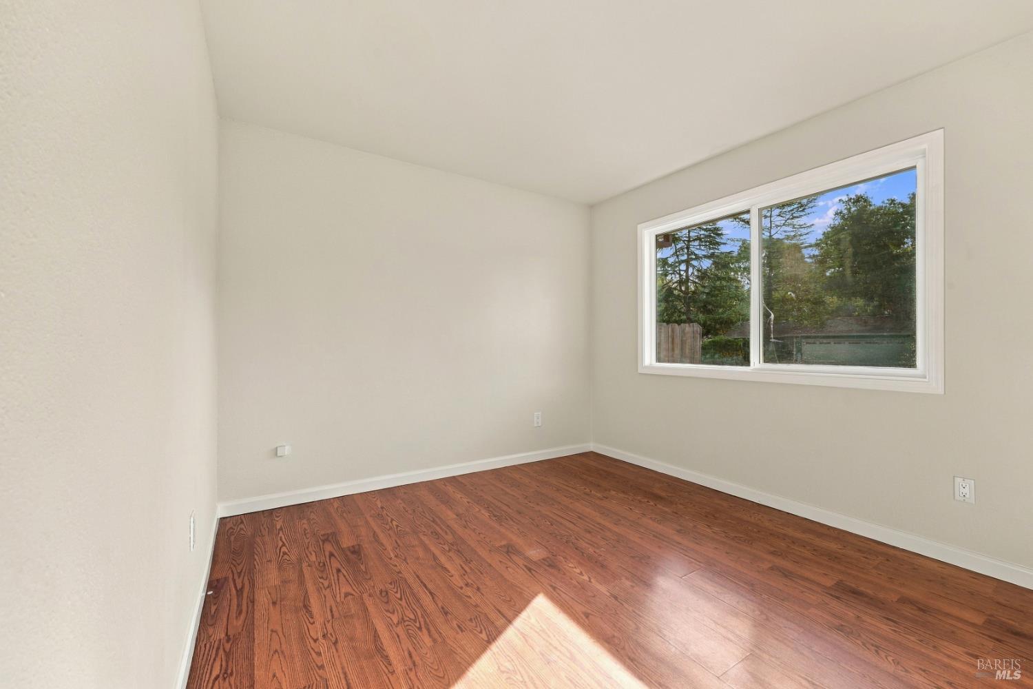 1208 Eric Court Rohnert Park CA 94928