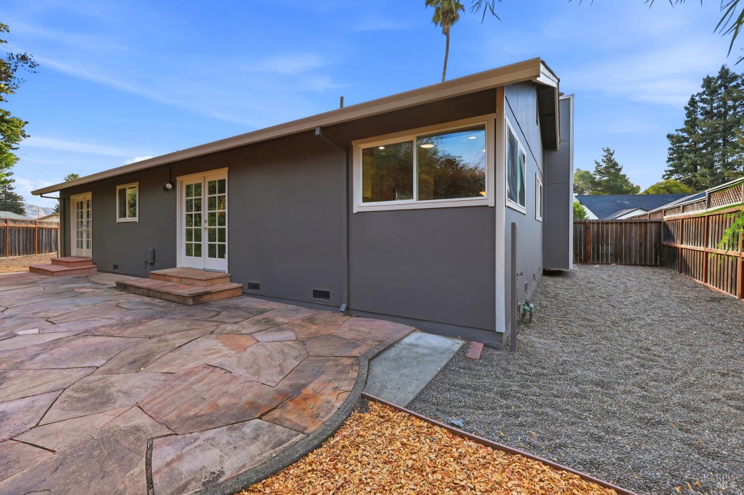 1208 Eric Court Rohnert Park CA 94928