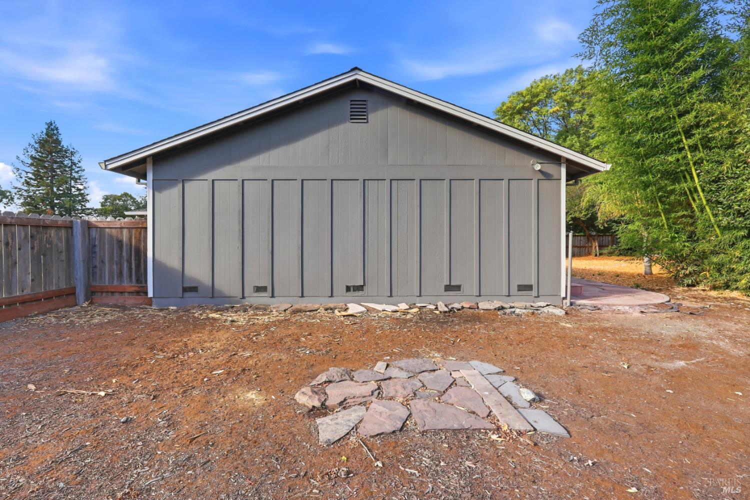 1208 Eric Court Rohnert Park CA 94928