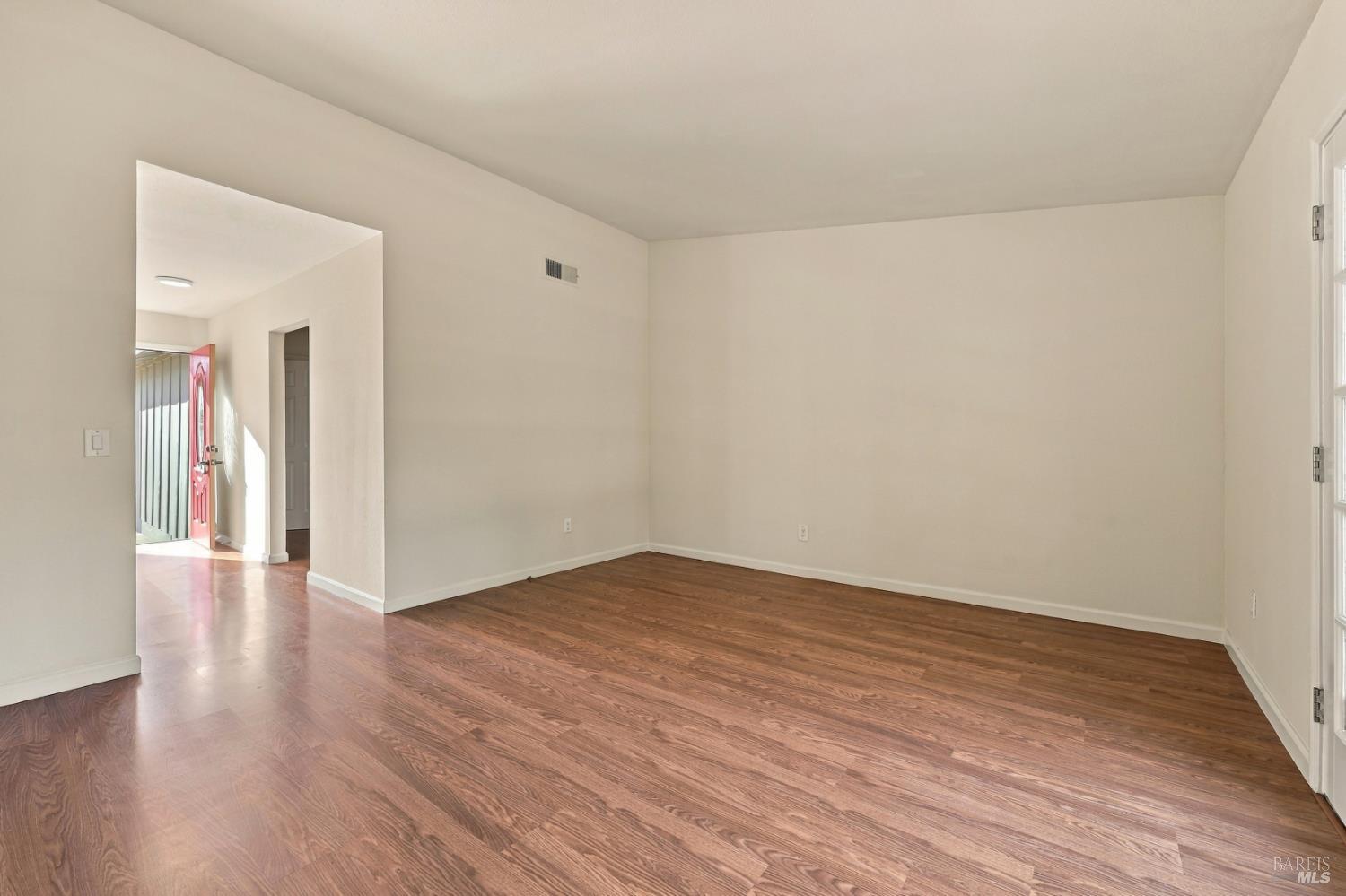 1208 Eric Court Rohnert Park CA 94928