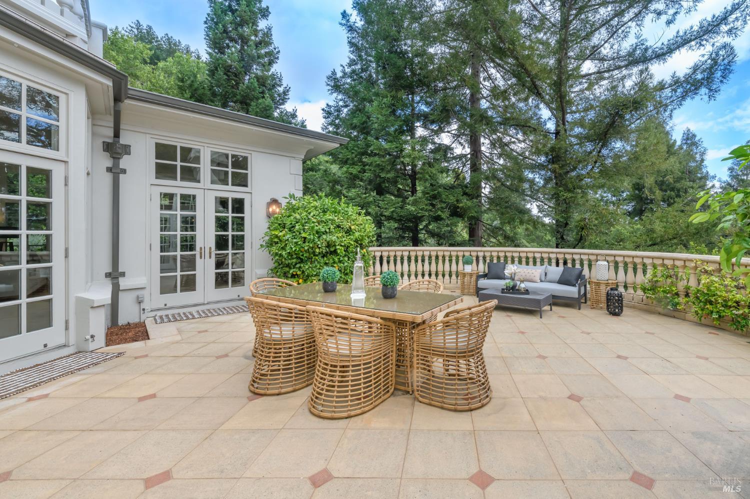 2 Woodland Place Kentfield CA 94904