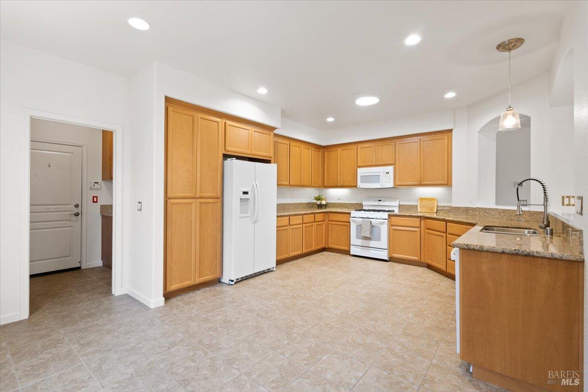 9240 Oak Trail Circle Santa Rosa CA 95409