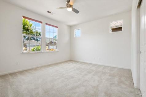 9240 Oak Trail Circle Santa Rosa CA 95409