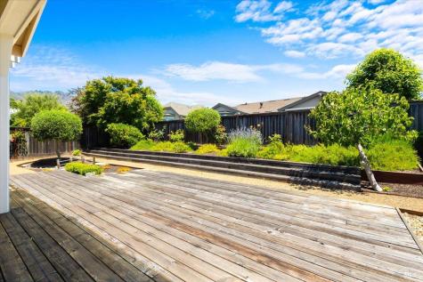 9240 Oak Trail Circle Santa Rosa CA 95409