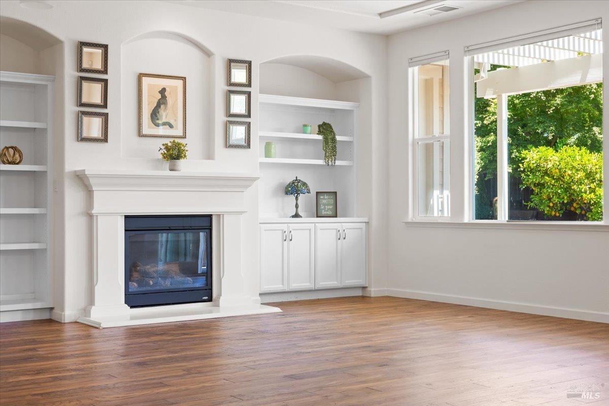 9240 Oak Trail Circle Santa Rosa CA 95409