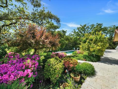 6410 Bennett Valley Road Santa Rosa CA 95404
