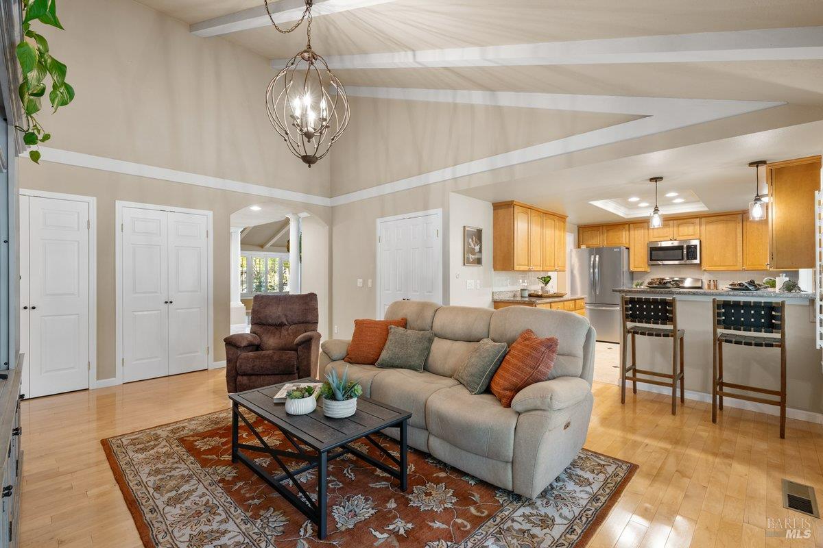 6440 Meadow Creek Lane Santa Rosa CA 95409