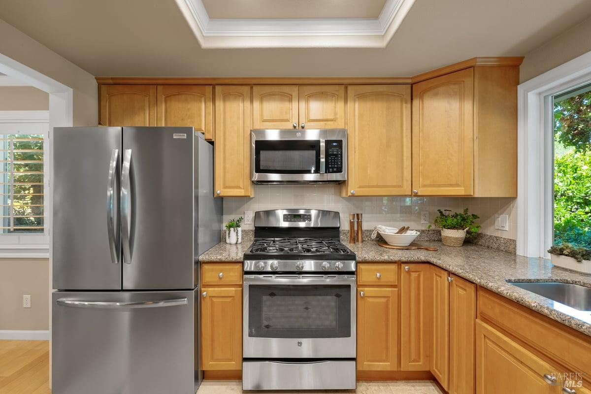 6440 Meadow Creek Lane Santa Rosa CA 95409