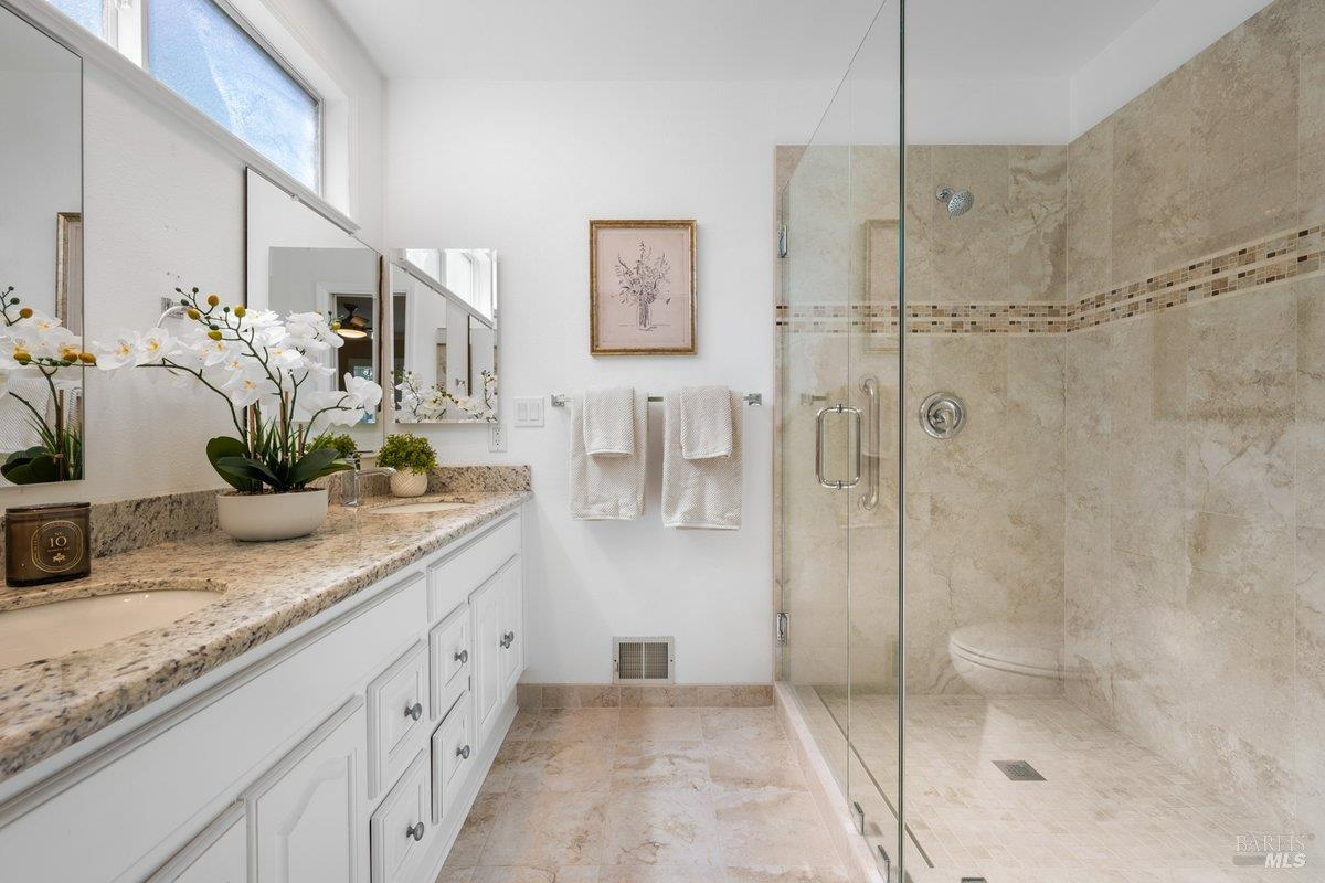 6440 Meadow Creek Lane Santa Rosa CA 95409