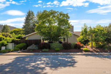 6440 Meadow Creek Lane Santa Rosa CA 95409