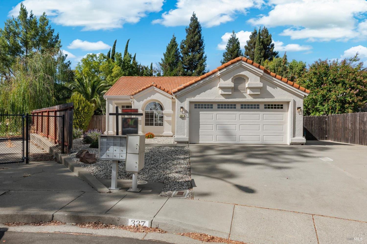 337 Sun Valley Way Vacaville CA 95688