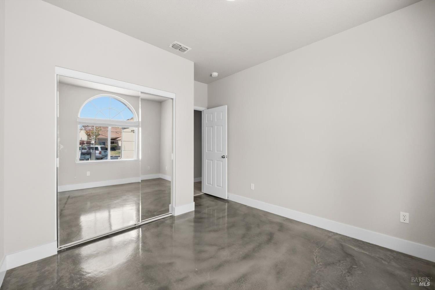 337 Sun Valley Way Vacaville CA 95688