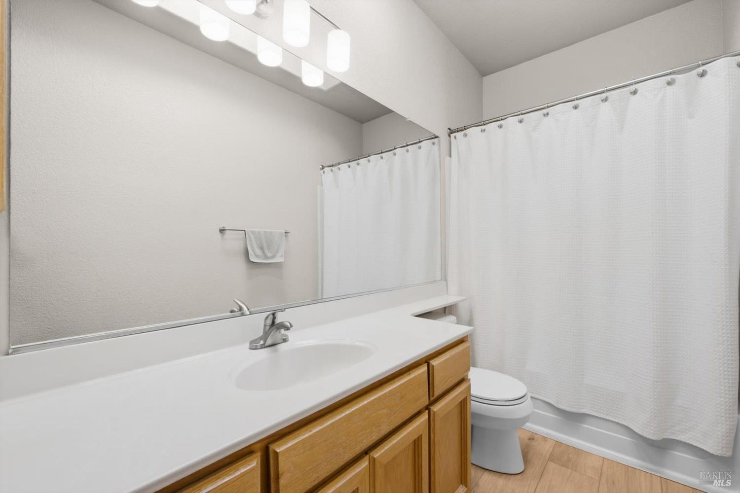 337 Sun Valley Way Vacaville CA 95688