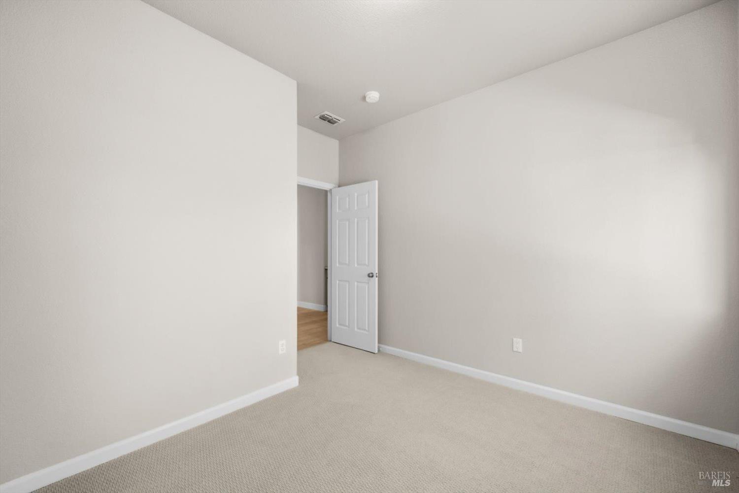 337 Sun Valley Way Vacaville CA 95688