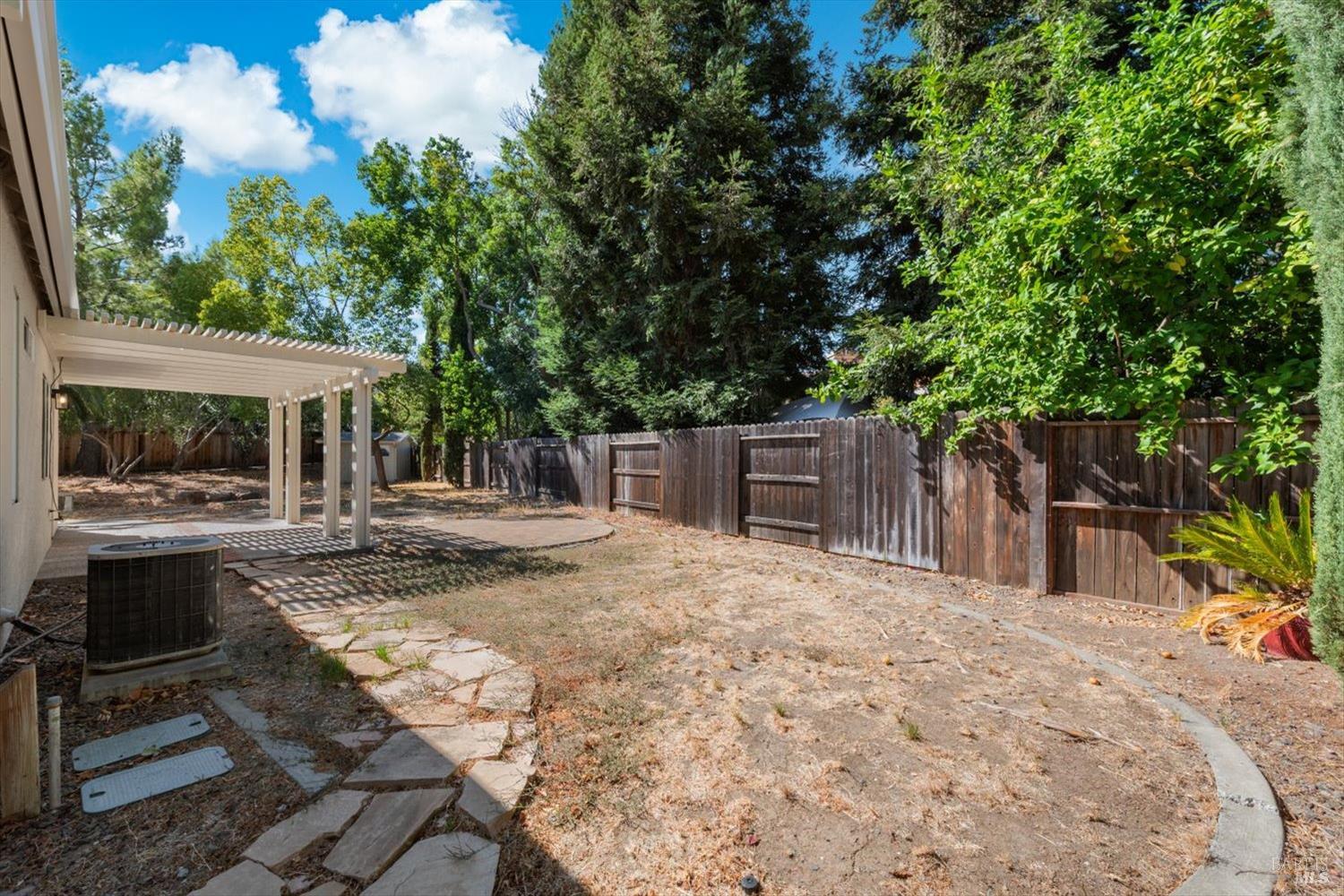 337 Sun Valley Way Vacaville CA 95688
