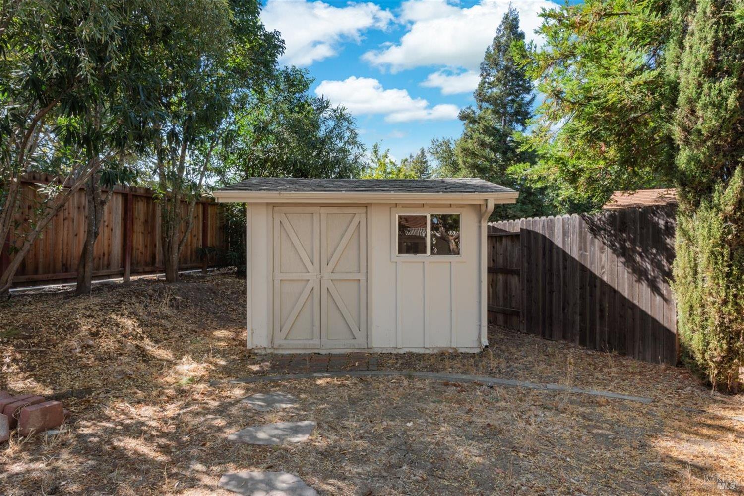 337 Sun Valley Way Vacaville CA 95688