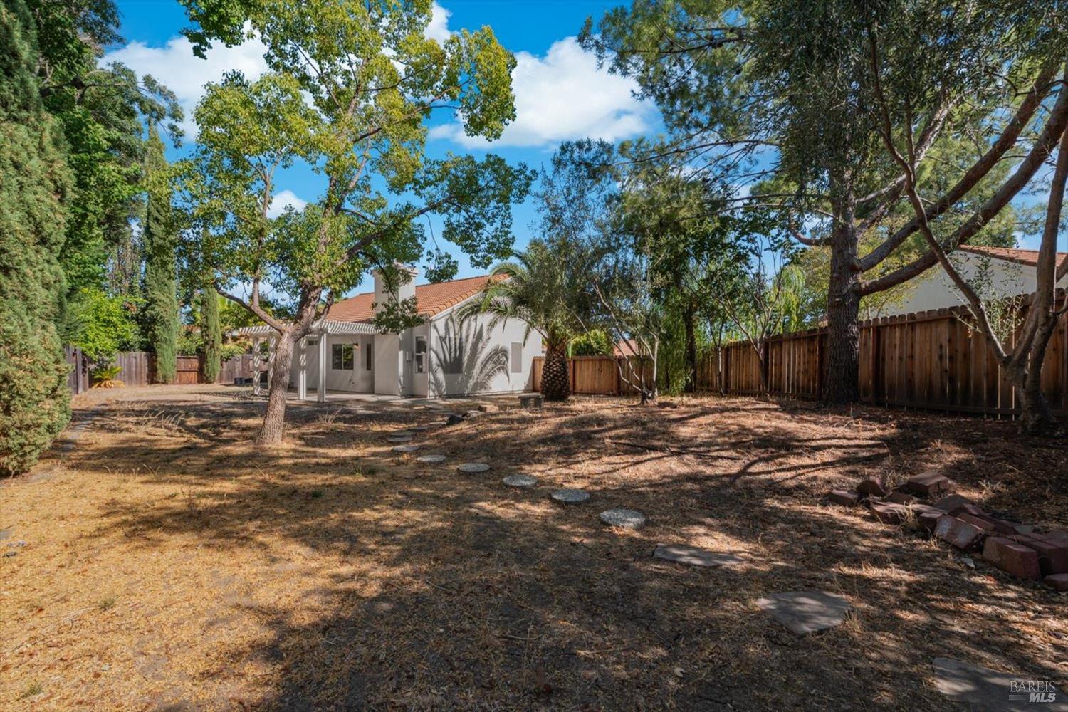 337 Sun Valley Way Vacaville CA 95688