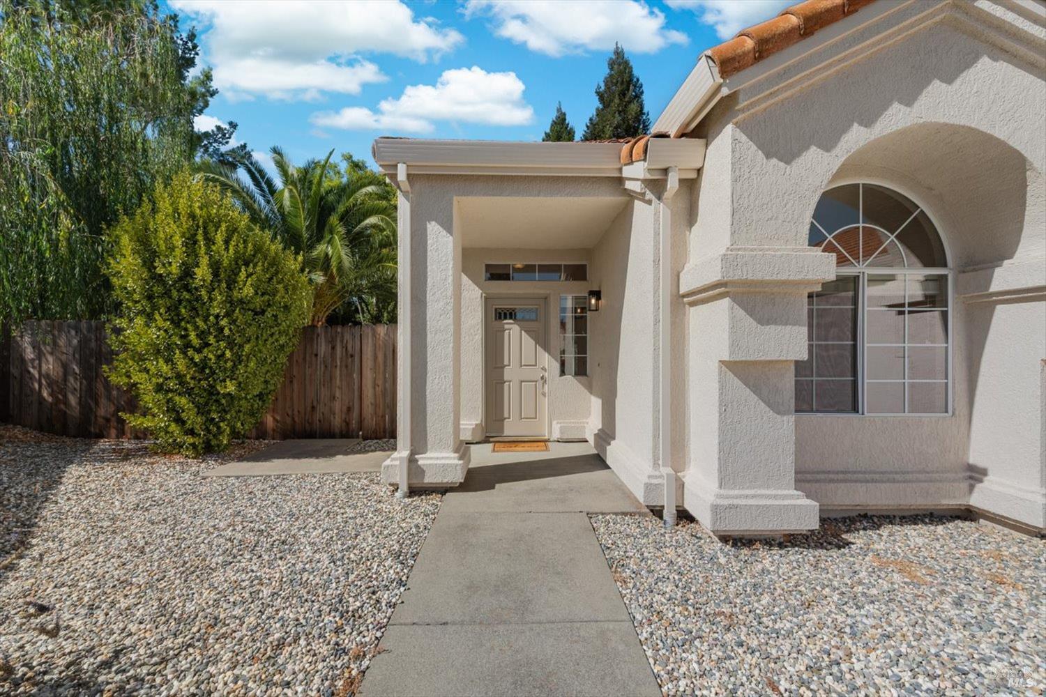 337 Sun Valley Way Vacaville CA 95688