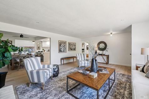 2295 Francisco Avenue Santa Rosa CA 95403