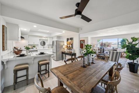 2295 Francisco Avenue Santa Rosa CA 95403