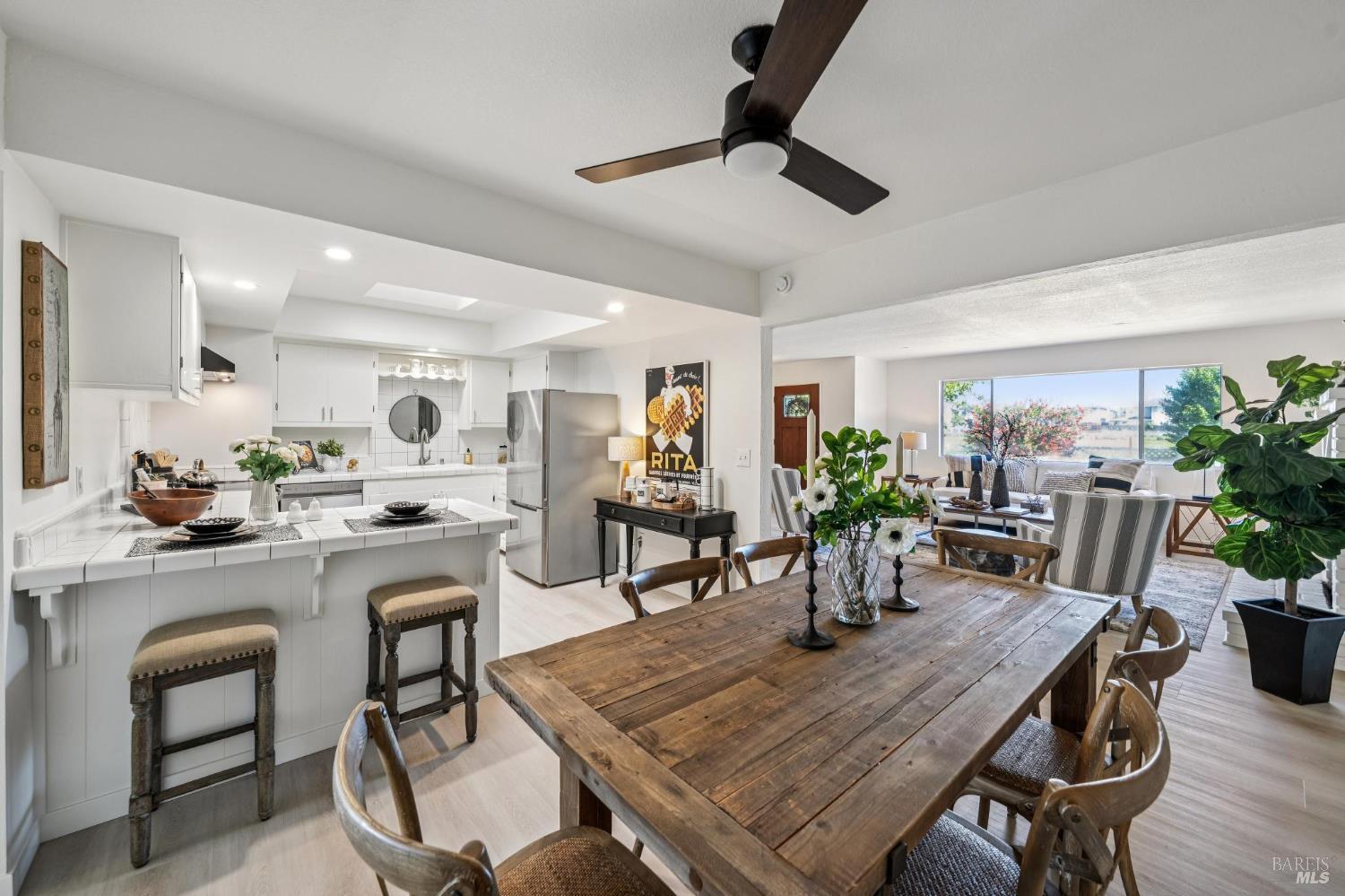 2295 Francisco Avenue Santa Rosa CA 95403