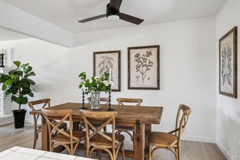 2295 Francisco Avenue Santa Rosa CA 95403