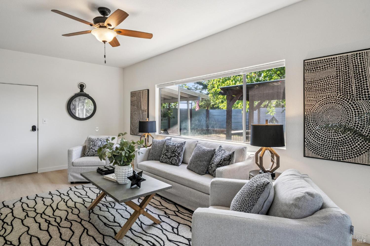 2295 Francisco Avenue Santa Rosa CA 95403