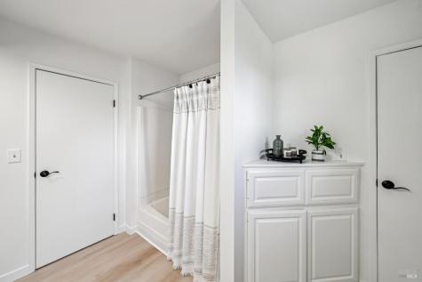 2295 Francisco Avenue Santa Rosa CA 95403