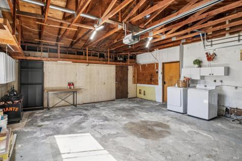 2295 Francisco Avenue Santa Rosa CA 95403