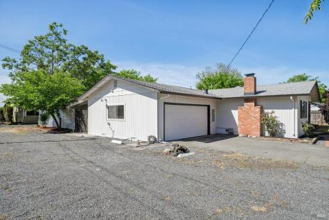 2295 Francisco Avenue Santa Rosa CA 95403