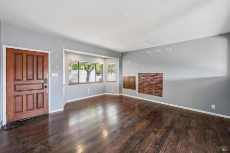 2295 Francisco Avenue Santa Rosa CA 95403