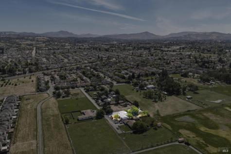 2295 Francisco Avenue Santa Rosa CA 95403