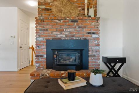 6096 Vine Hill School Road Sebastopol CA 95472