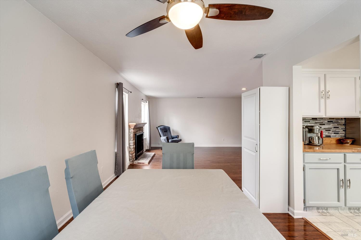 2076 Harrison Street Petaluma CA 94954