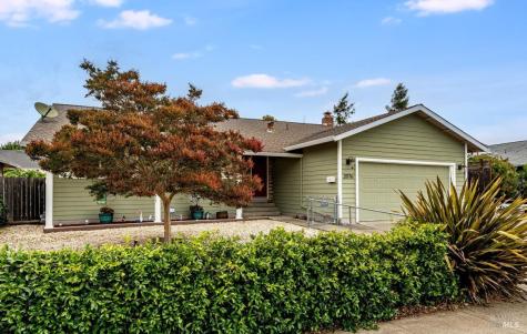 2076 Harrison Street Petaluma CA 94954